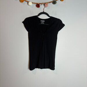 Free People black ribbed stretchy keyhole top